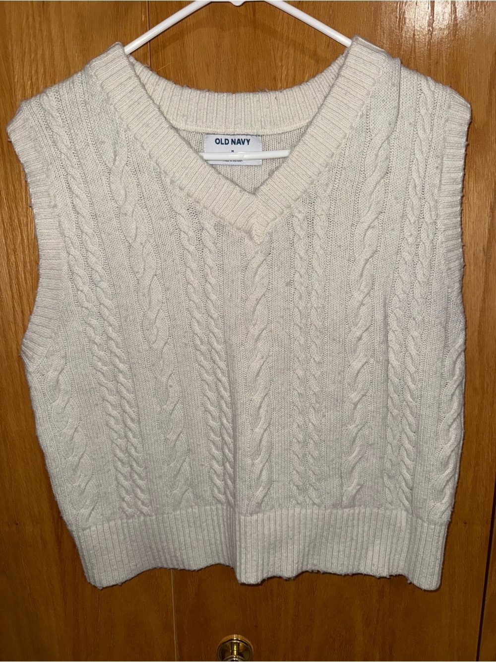 Old Navy Cream Cable-Knit V-Neck Sweater Vest